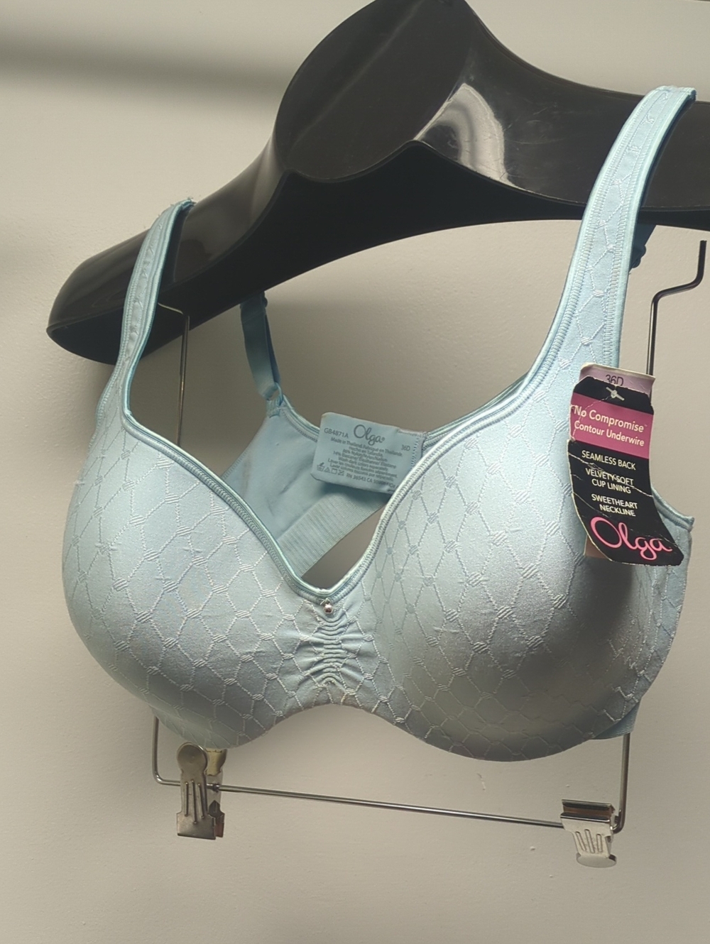 36D Olga No Compromise Contour Underwire Seamless Back Sweetheart neck Blue Nwd